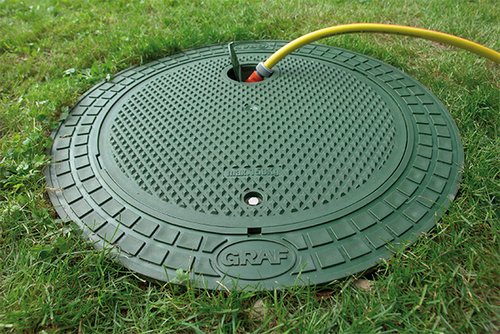 Tankabdeckung mit Wassersteckdose